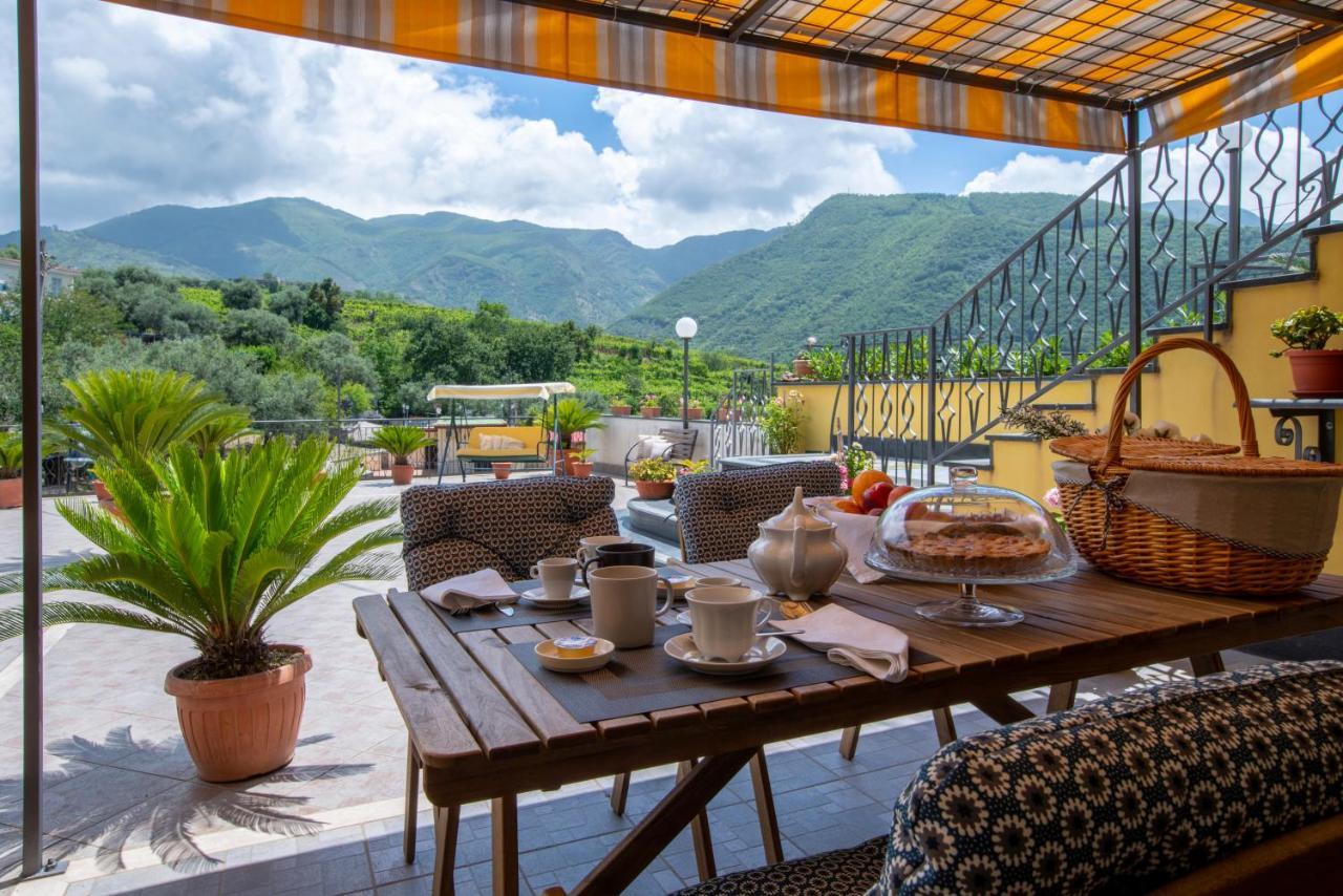 B&B L'Abbraccio Casola di Napoli Екстер'єр фото